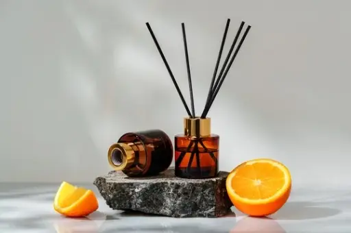 Huiles Essentielles – Bienfaits Curatifs et Ambiance Senteur à la Maison